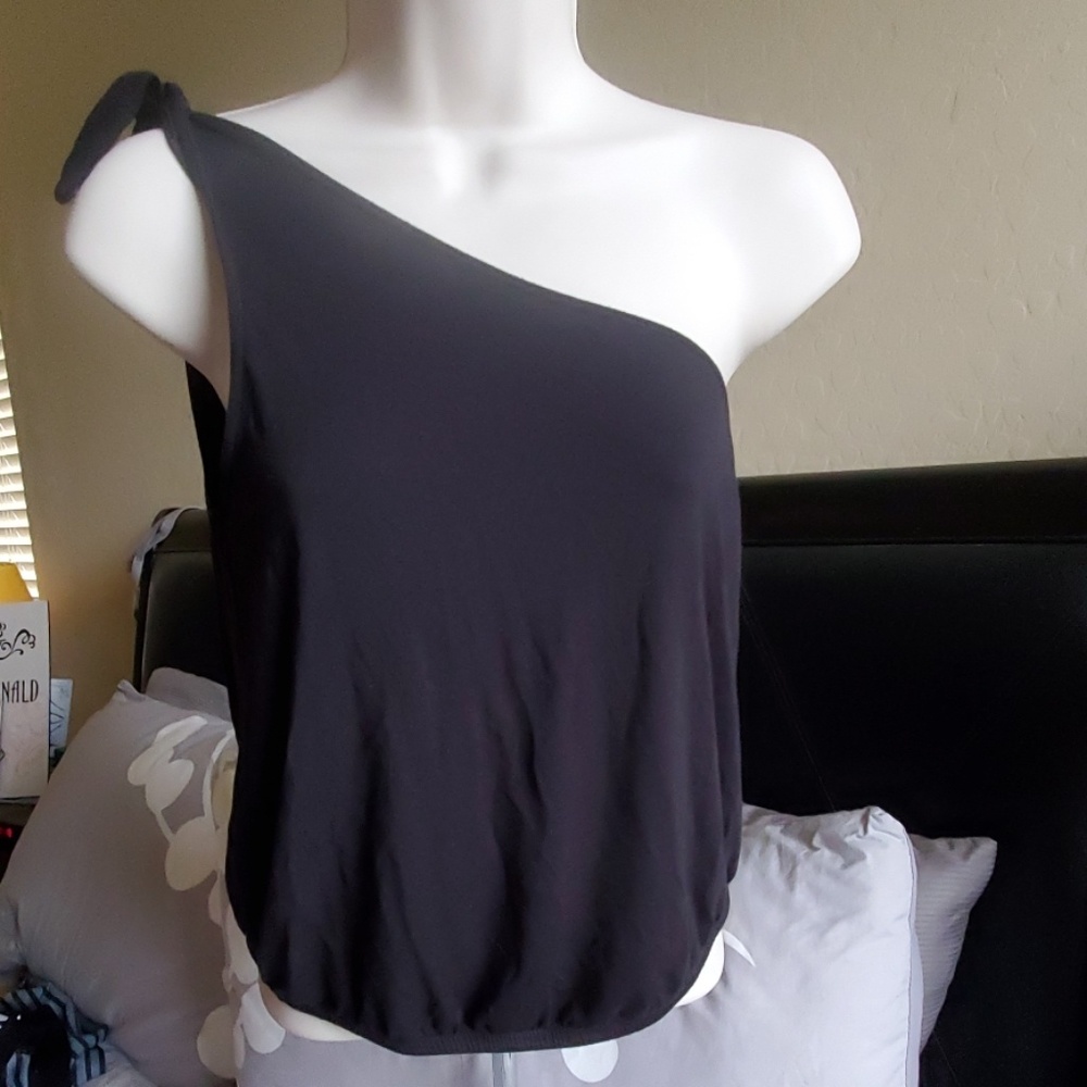 NEW AEO soft and sexy off shoulder. S